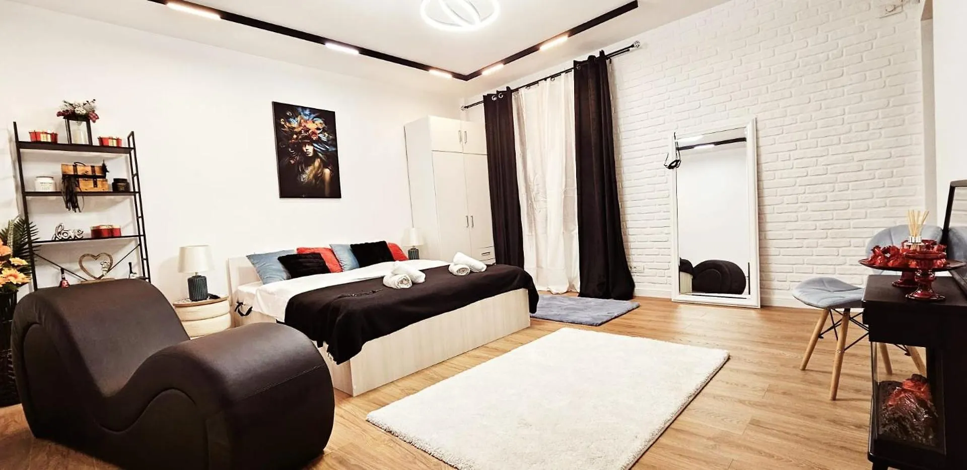 Tantra Studio 4 Calea Victoriei Amzei Bucharest Romania