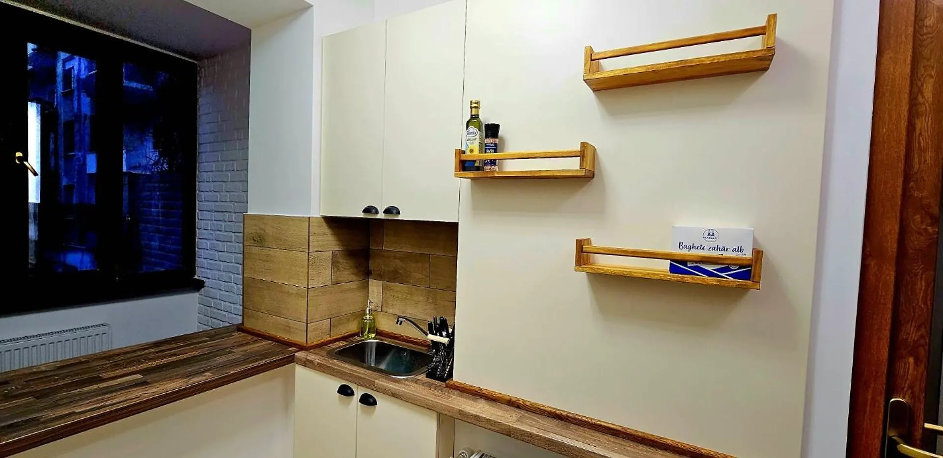 Tantra Studio 4 Calea Victoriei Amzei Bucharest Apartment